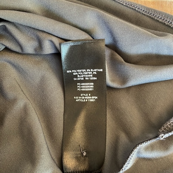 Wilfred
Smooth Matter Remedy Dress Color Coal Grey Size Small Halter & Backless - Picture 10 of 10